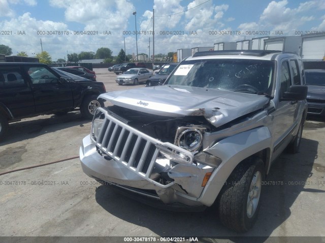 Photo 5 VIN: 1C4PJMAK0CW170184 - JEEP LIBERTY 