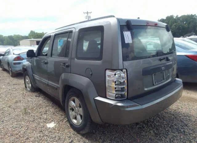 Photo 2 VIN: 1C4PJMAK0CW173022 - JEEP LIBERTY 