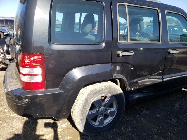 Photo 8 VIN: 1C4PJMAK0CW178110 - JEEP LIBERTY 