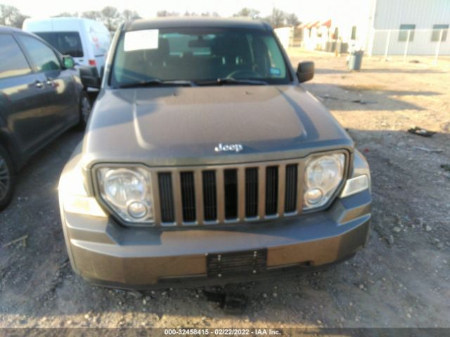 Photo 5 VIN: 1C4PJMAK0CW184246 - JEEP LIBERTY 