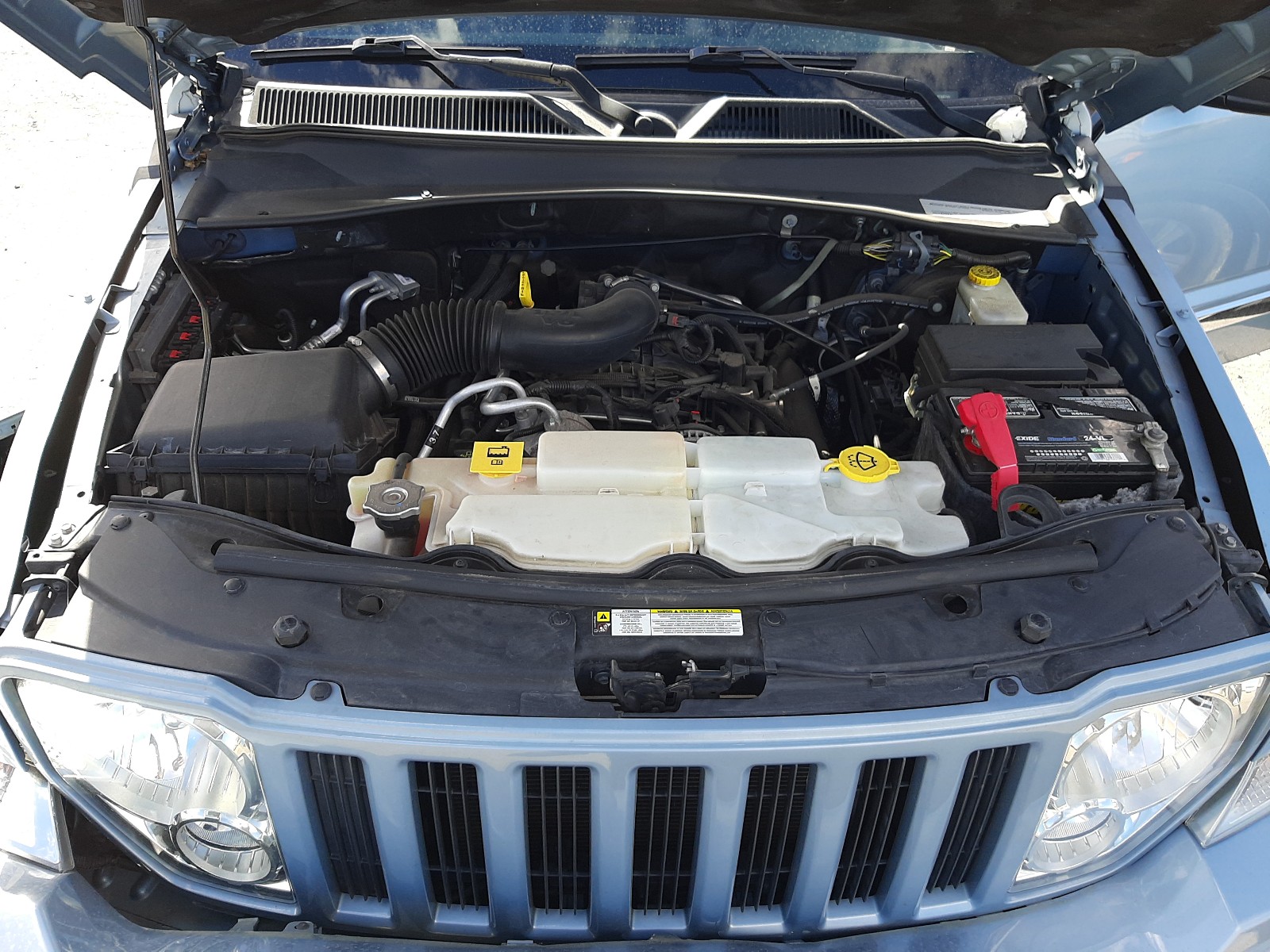 Photo 6 VIN: 1C4PJMAK0CW185798 - JEEP LIBERTY SP 