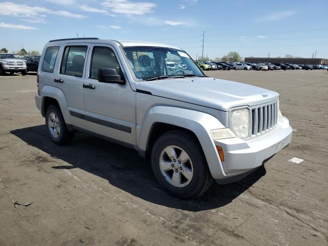 Photo 3 VIN: 1C4PJMAK0CW191505 - JEEP LIBERTY 