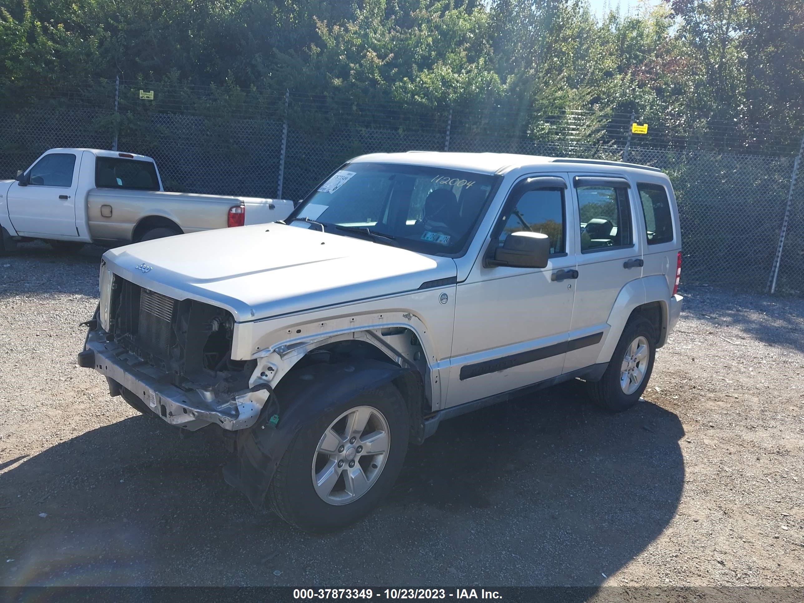 Photo 1 VIN: 1C4PJMAK1CW112004 - JEEP LIBERTY (NORTH AMERICA) 