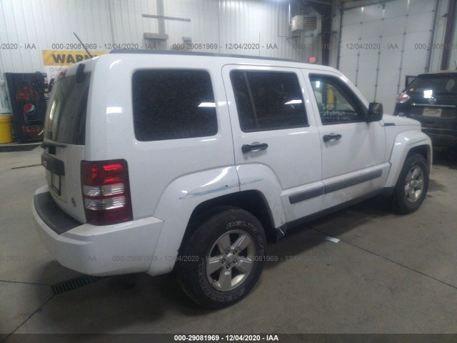 Photo 3 VIN: 1C4PJMAK1CW121544 - JEEP LIBERTY 