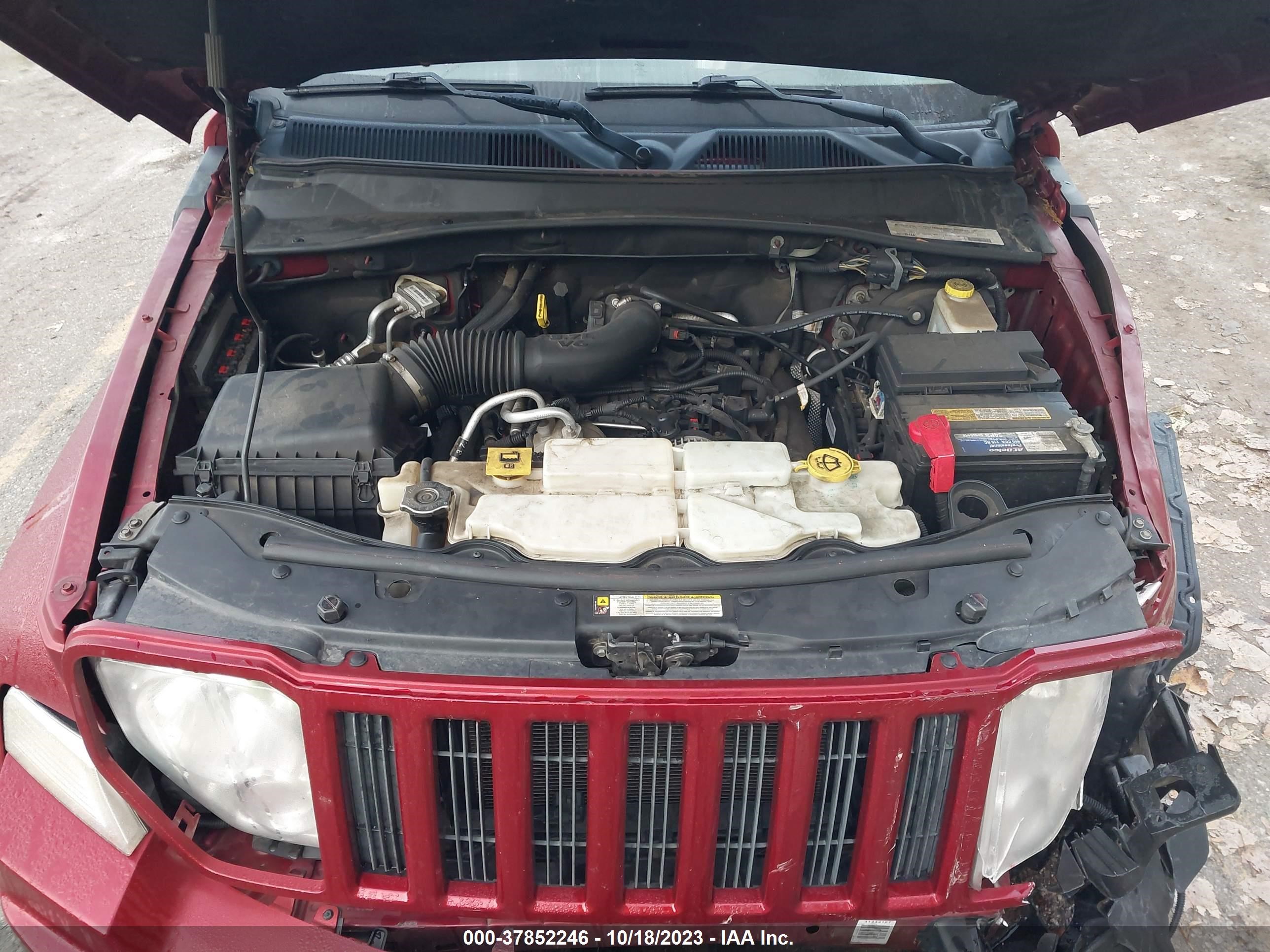 Photo 9 VIN: 1C4PJMAK1CW156116 - JEEP LIBERTY (NORTH AMERICA) 