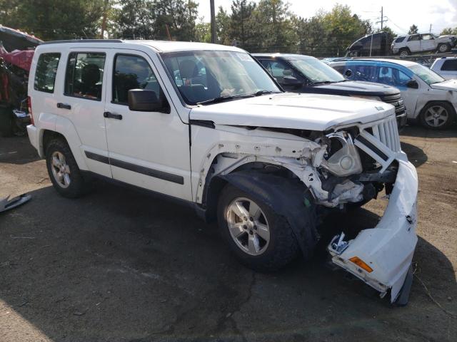 Photo 3 VIN: 1C4PJMAK1CW161364 - JEEP LIBERTY 4D 