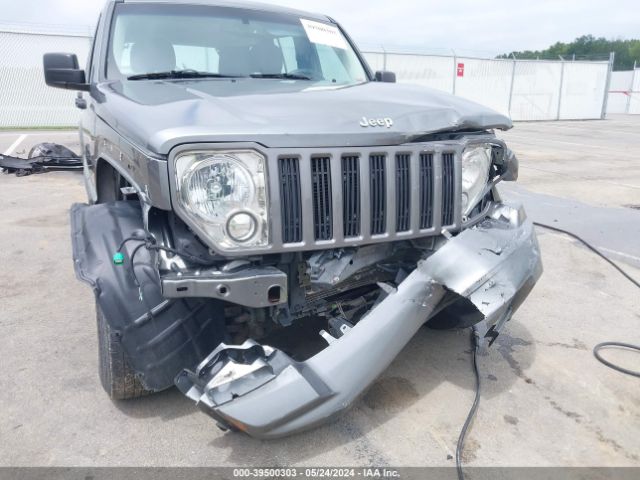 Photo 5 VIN: 1C4PJMAK1CW184501 - JEEP LIBERTY 