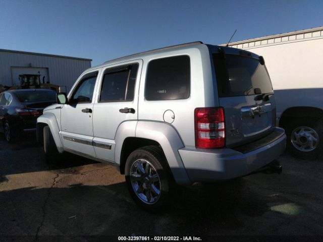 Photo 2 VIN: 1C4PJMAK1CW197071 - JEEP LIBERTY 