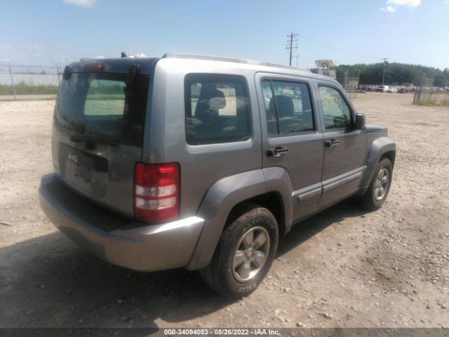 Photo 3 VIN: 1C4PJMAK2CW112089 - JEEP LIBERTY 