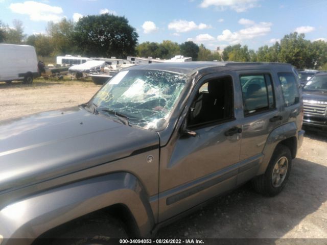 Photo 5 VIN: 1C4PJMAK2CW112089 - JEEP LIBERTY 