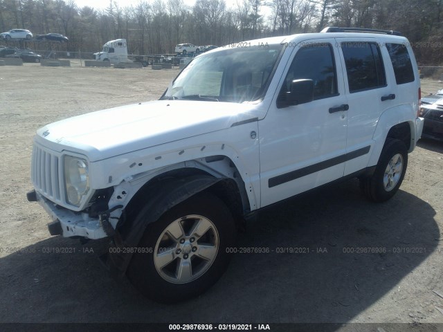 Photo 1 VIN: 1C4PJMAK2CW138711 - JEEP LIBERTY 