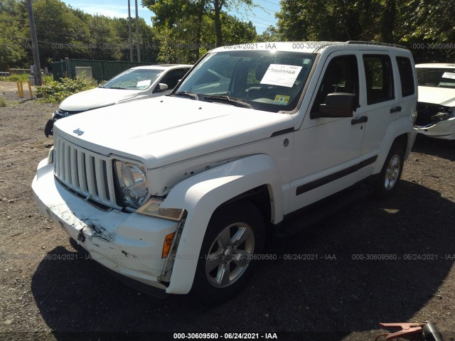 Photo 1 VIN: 1C4PJMAK2CW164645 - JEEP LIBERTY 