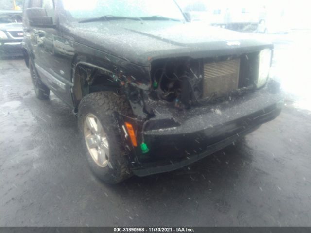 Photo 5 VIN: 1C4PJMAK2CW171174 - JEEP LIBERTY 