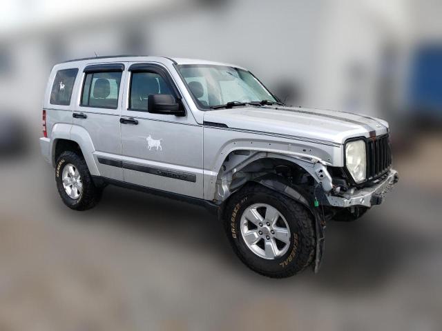 Photo 3 VIN: 1C4PJMAK2CW183504 - JEEP LIBERTY 