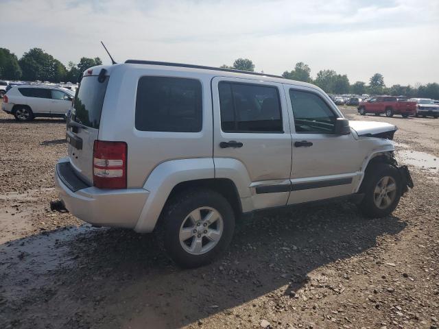 Photo 2 VIN: 1C4PJMAK2CW204089 - JEEP LIBERTY 