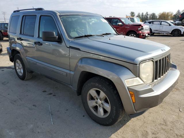 Photo 3 VIN: 1C4PJMAK3CW108830 - JEEP LIBERTY 