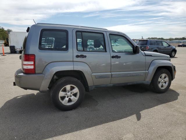 Photo 2 VIN: 1C4PJMAK3CW121870 - JEEP LIBERTY 