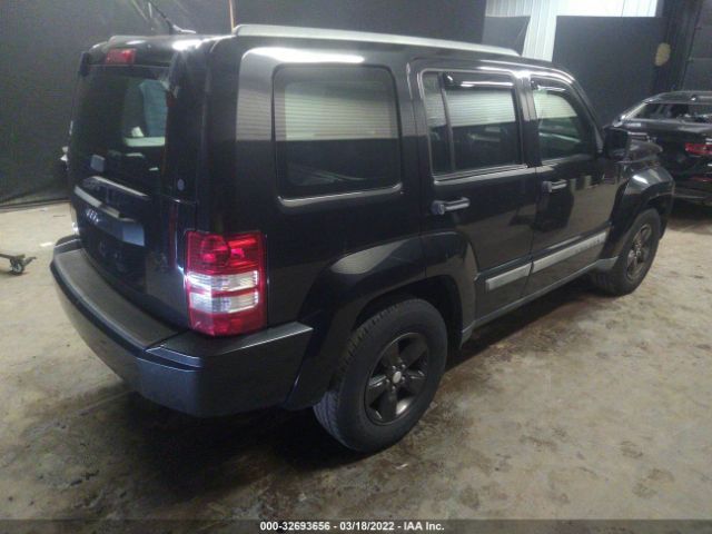 Photo 3 VIN: 1C4PJMAK3CW123148 - JEEP LIBERTY 