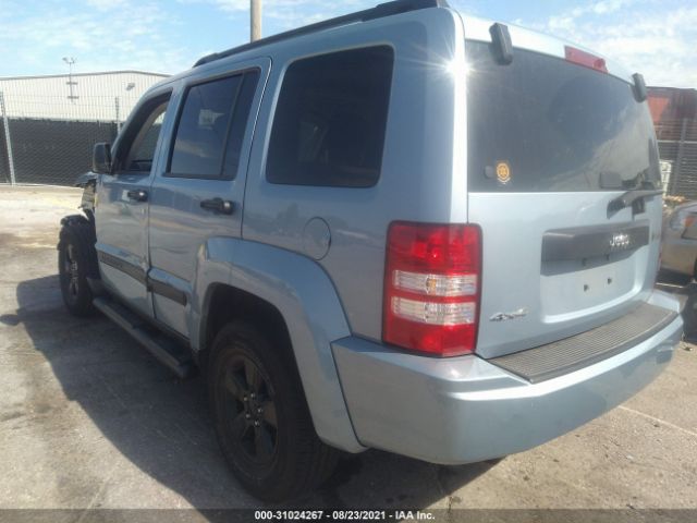 Photo 2 VIN: 1C4PJMAK3CW132805 - JEEP LIBERTY 