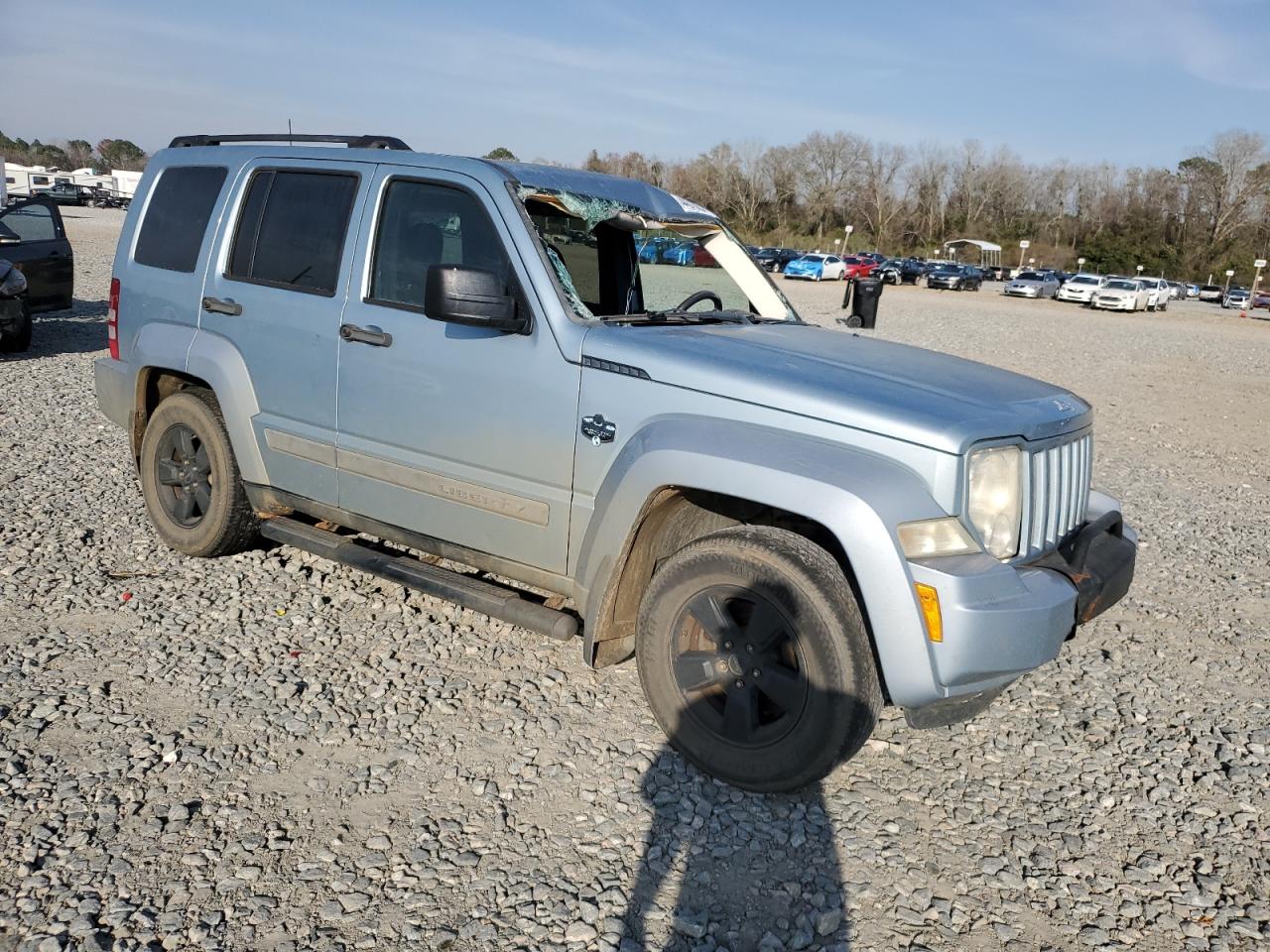 Photo 3 VIN: 1C4PJMAK3CW132996 - JEEP LIBERTY (NORTH AMERICA) 