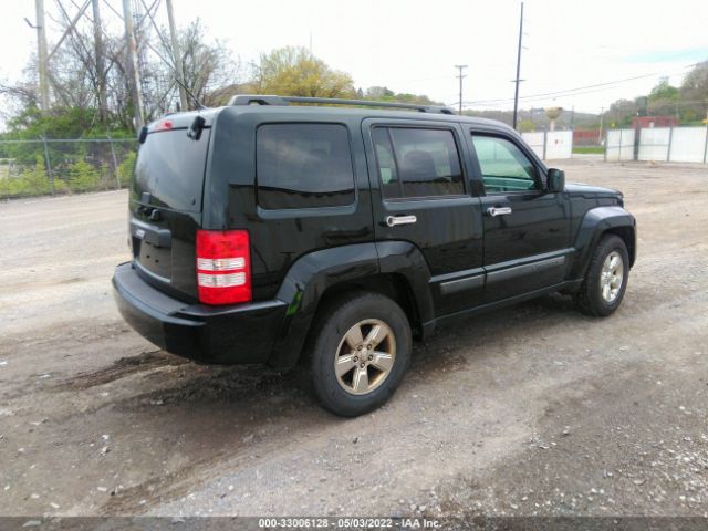 Photo 3 VIN: 1C4PJMAK3CW141262 - JEEP LIBERTY 