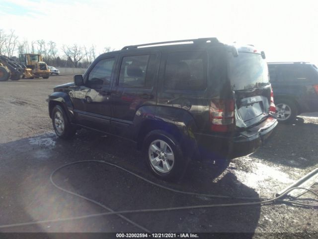 Photo 2 VIN: 1C4PJMAK3CW152634 - JEEP LIBERTY 