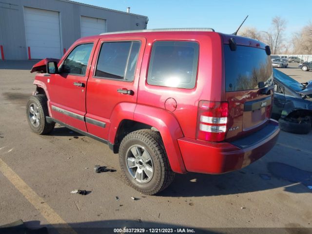 Photo 2 VIN: 1C4PJMAK3CW153184 - JEEP LIBERTY 