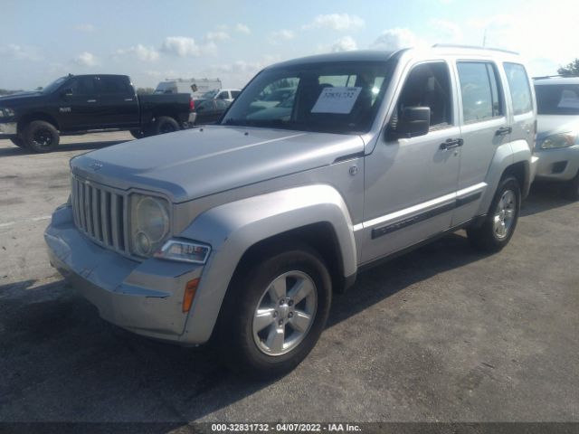 Photo 1 VIN: 1C4PJMAK3CW158210 - JEEP LIBERTY 