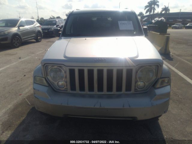 Photo 5 VIN: 1C4PJMAK3CW158210 - JEEP LIBERTY 