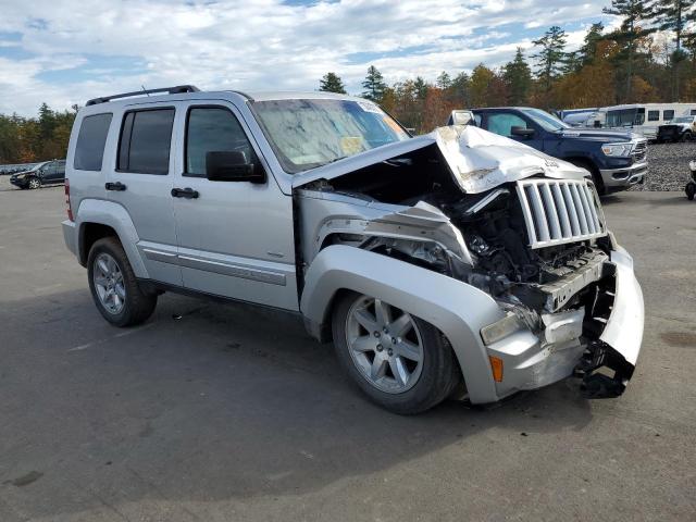 Photo 3 VIN: 1C4PJMAK3CW204358 - JEEP LIBERTY 