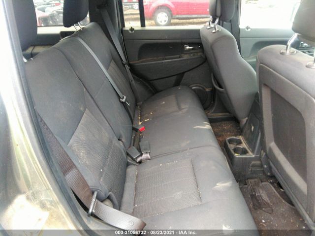 Photo 7 VIN: 1C4PJMAK4CW107783 - JEEP LIBERTY 