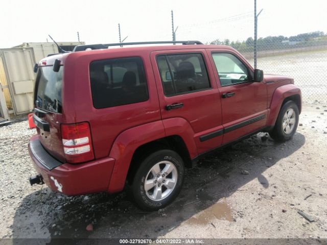 Photo 3 VIN: 1C4PJMAK4CW116208 - JEEP LIBERTY 