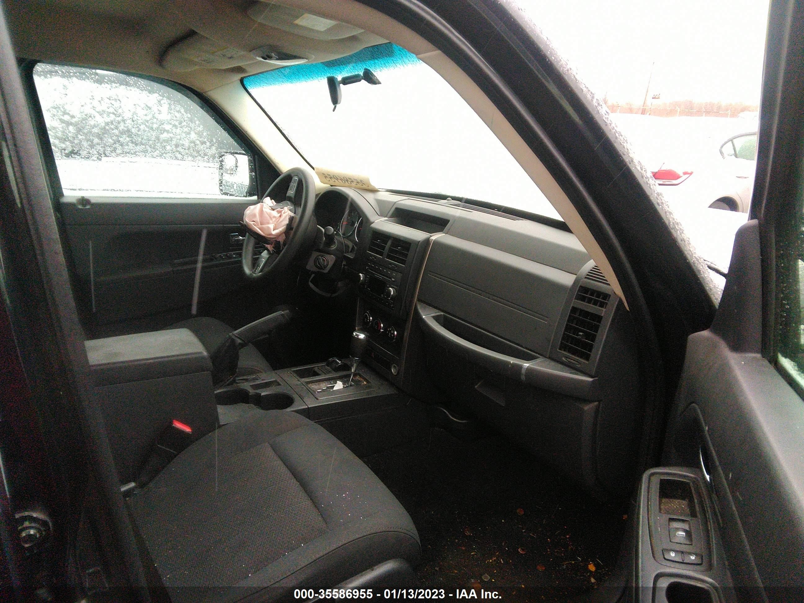 Photo 4 VIN: 1C4PJMAK4CW118086 - JEEP LIBERTY (NORTH AMERICA) 