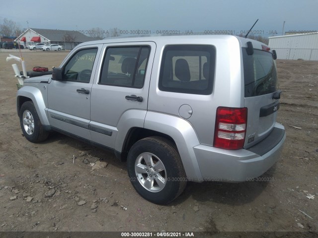 Photo 2 VIN: 1C4PJMAK4CW127287 - JEEP LIBERTY 