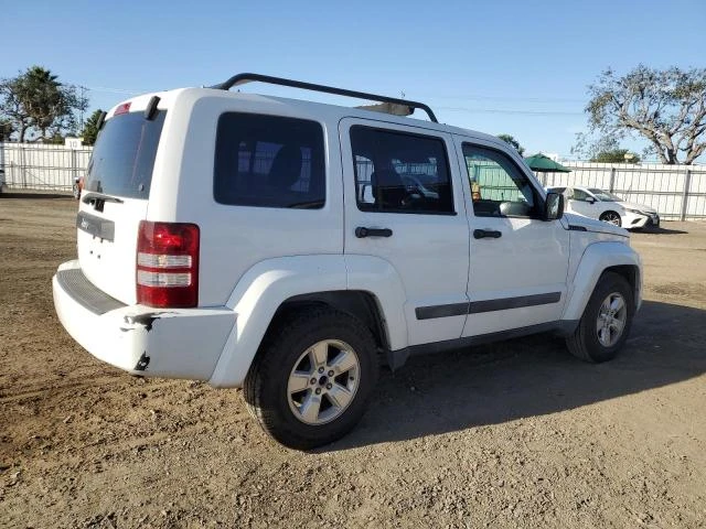 Photo 2 VIN: 1C4PJMAK4CW170141 - JEEP LIBERTY SP 