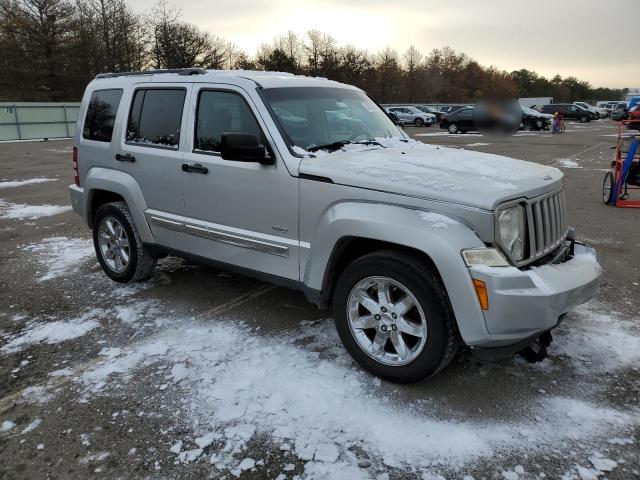 Photo 3 VIN: 1C4PJMAK4CW204188 - JEEP LIBERTY 