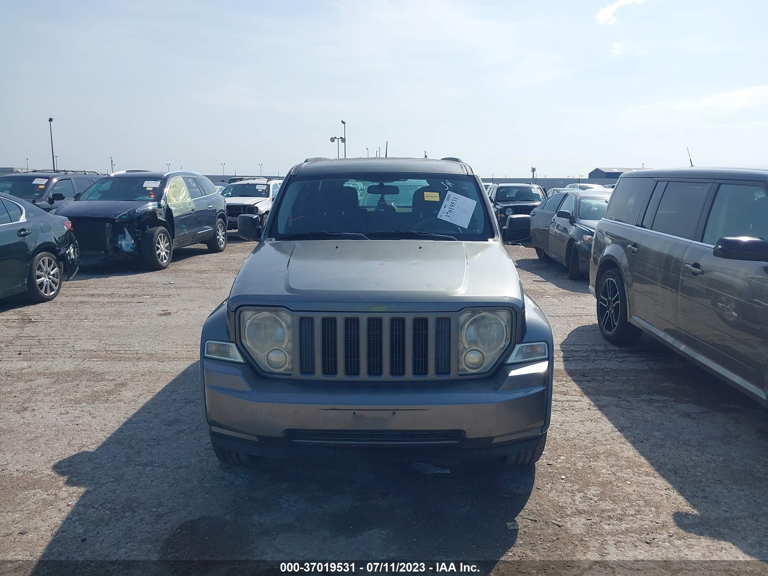 Photo 11 VIN: 1C4PJMAK4CW209293 - JEEP LIBERTY (NORTH AMERICA) 