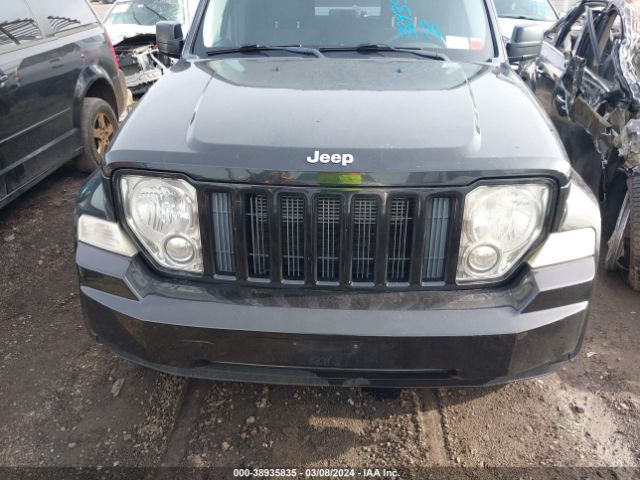 Photo 5 VIN: 1C4PJMAK4CW209763 - JEEP LIBERTY 