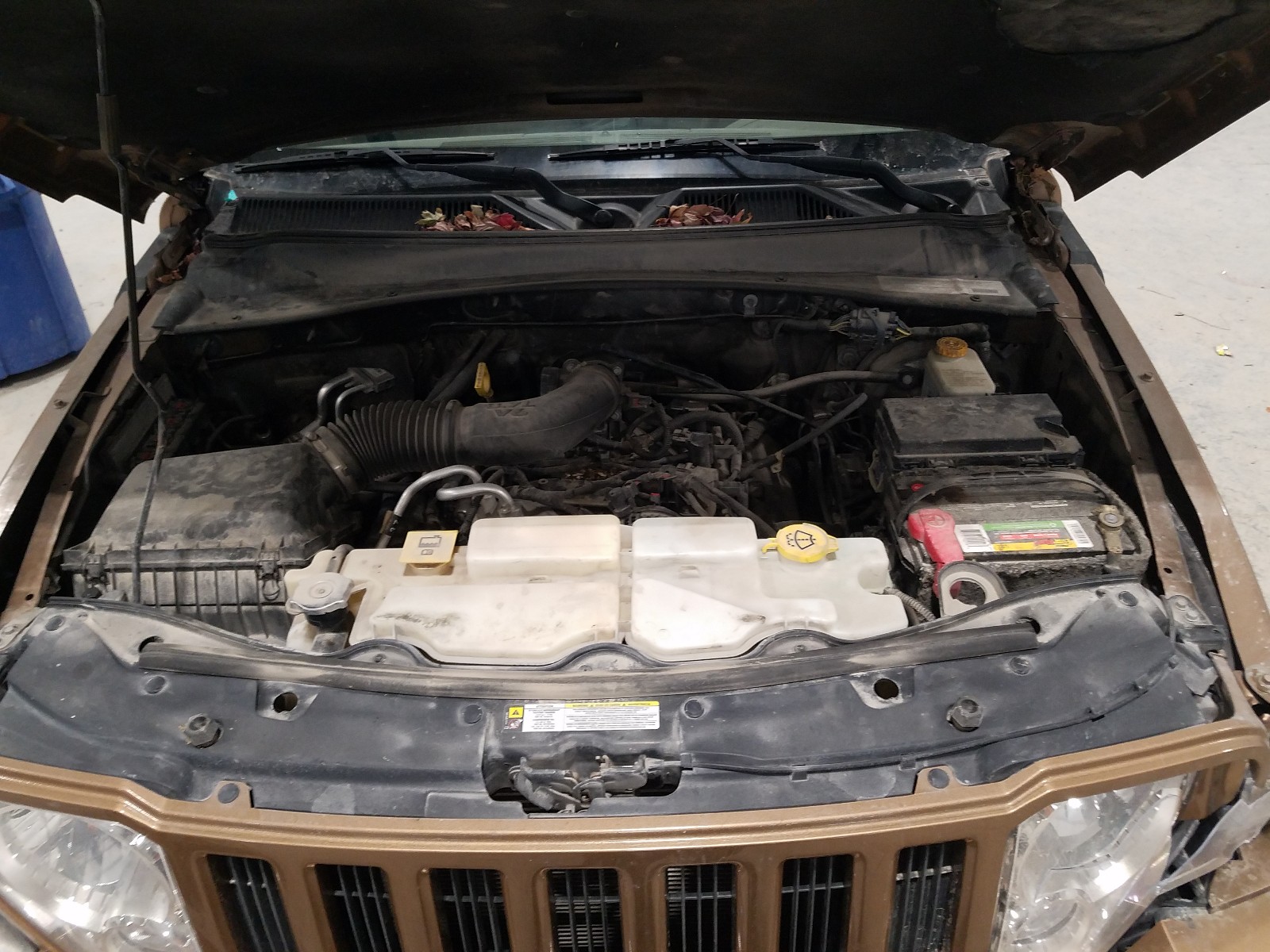 Photo 6 VIN: 1C4PJMAK5CW134992 - JEEP LIBERTY SP 