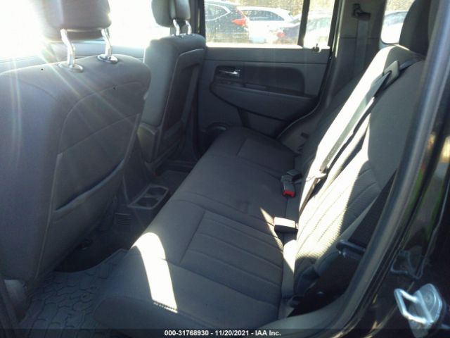 Photo 7 VIN: 1C4PJMAK5CW138993 - JEEP LIBERTY 