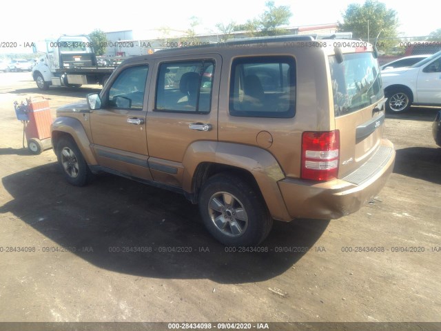 Photo 2 VIN: 1C4PJMAK5CW139500 - JEEP LIBERTY 