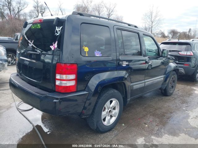 Photo 3 VIN: 1C4PJMAK5CW139545 - JEEP LIBERTY 