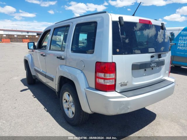 Photo 2 VIN: 1C4PJMAK5CW148438 - JEEP LIBERTY 