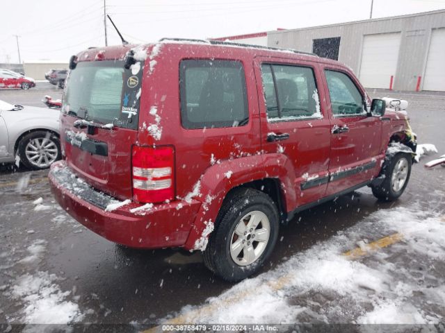 Photo 3 VIN: 1C4PJMAK5CW191581 - JEEP LIBERTY 