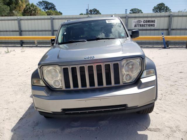 Photo 4 VIN: 1C4PJMAK5CW206404 - JEEP LIBERTY 