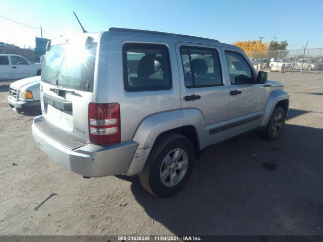 Photo 3 VIN: 1C4PJMAK6CW115481 - JEEP LIBERTY 