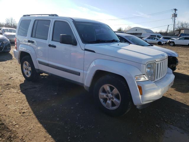 Photo 3 VIN: 1C4PJMAK6CW126352 - JEEP LIBERTY 