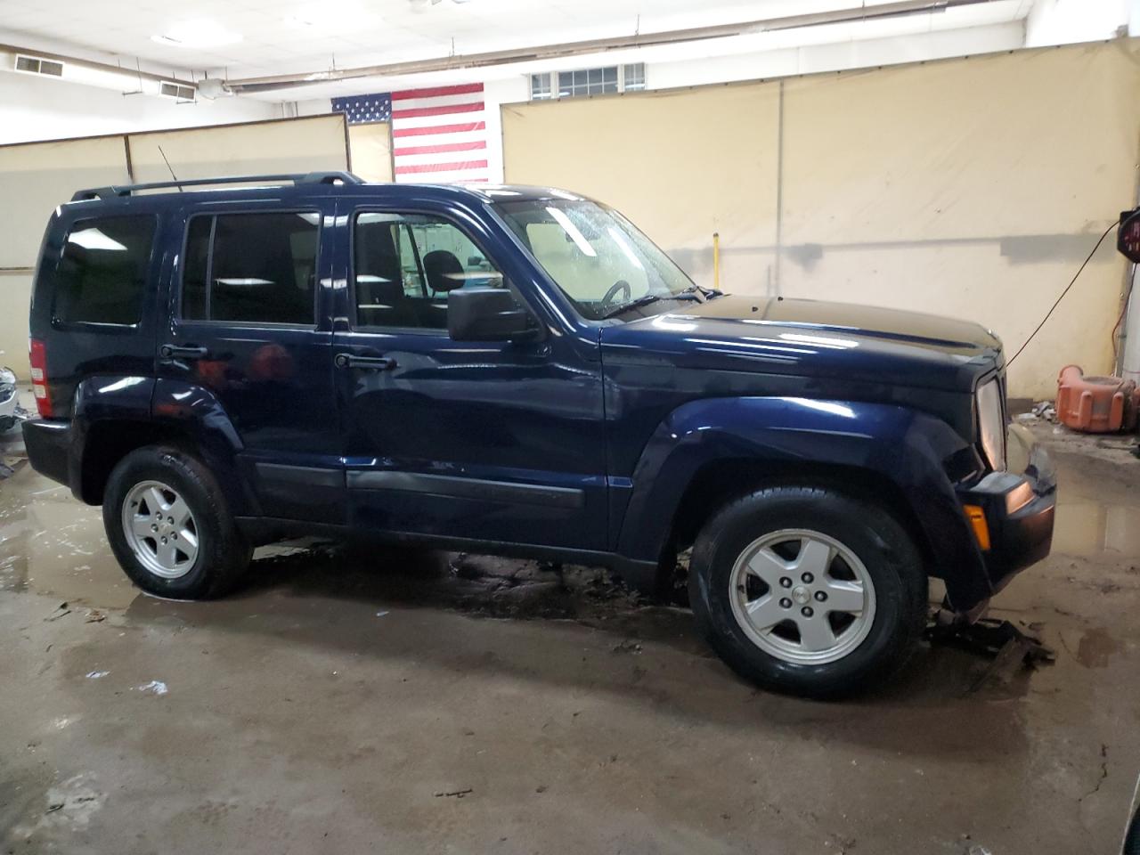 Photo 3 VIN: 1C4PJMAK6CW129865 - JEEP LIBERTY (NORTH AMERICA) 