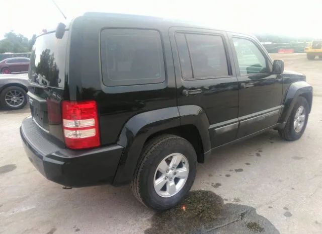 Photo 3 VIN: 1C4PJMAK6CW172019 - JEEP LIBERTY 