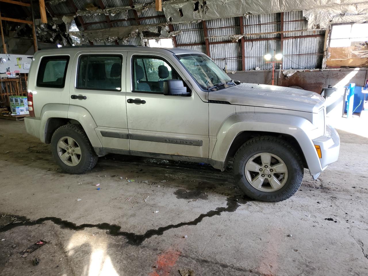 Photo 3 VIN: 1C4PJMAK6CW204130 - JEEP LIBERTY (NORTH AMERICA) 